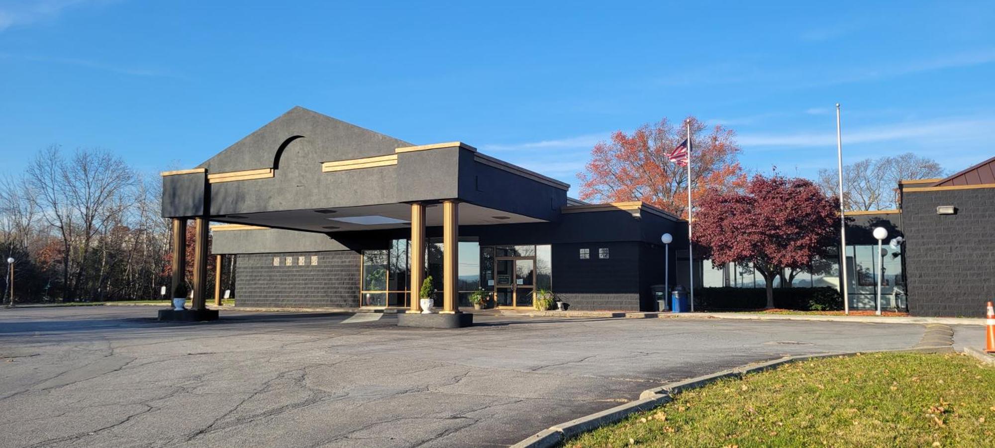 Newburgh Inn Exterior photo