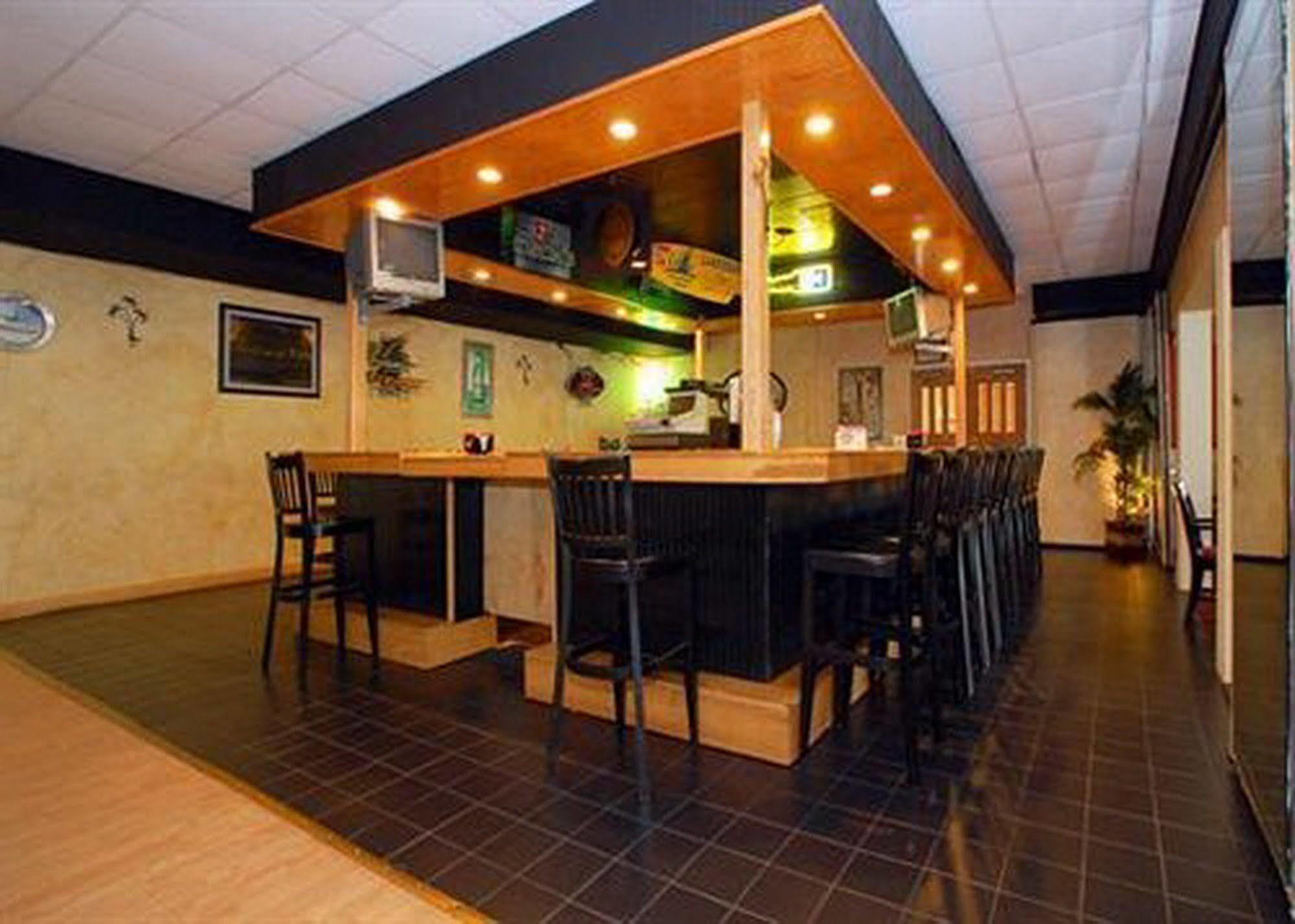 Newburgh Inn Restaurant photo